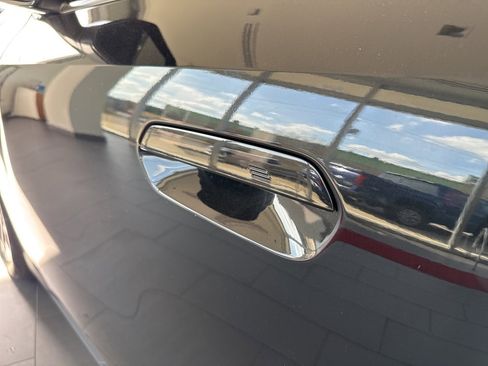 Used 2025 BMW X3 xDrive30i w/ Premium Package image 12