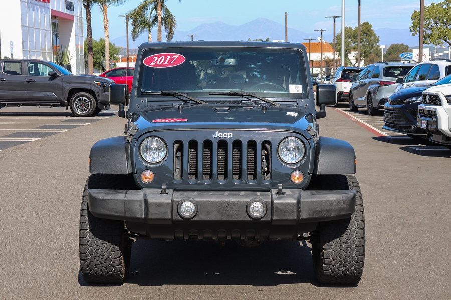 Used 2017 Jeep Wrangler Unlimited Sport w/ Quick Order Package 24S AWD/4WD image 3