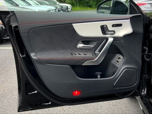 New 2025 Mercedes-Benz CLA 250 4MATIC image 12