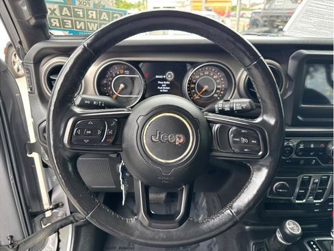 Used 2018 Jeep Wrangler Unlimited Sport S AWD/4WD image 29