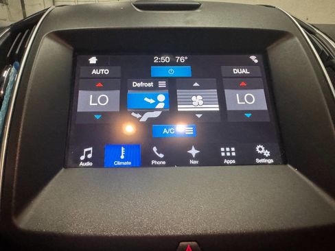 Used 2017 Ford Edge Titanium w/ Equipment Group 301A image 23