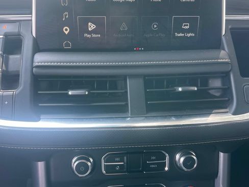 Used 2023 GMC Yukon SLT w/ SLT Premium Package RWD image 6