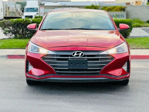Used 2019 Hyundai Elantra SEL FWD image 1