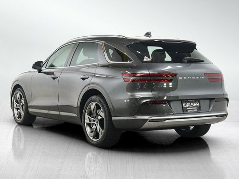 Used 2023 Genesis Electrified GV70 AWD/4WD image 3