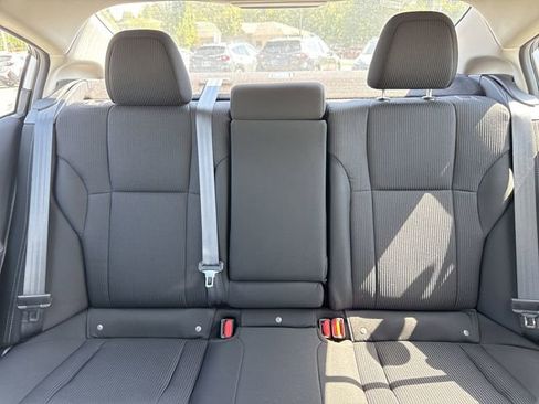 Used 2025 Subaru Legacy Premium image 30