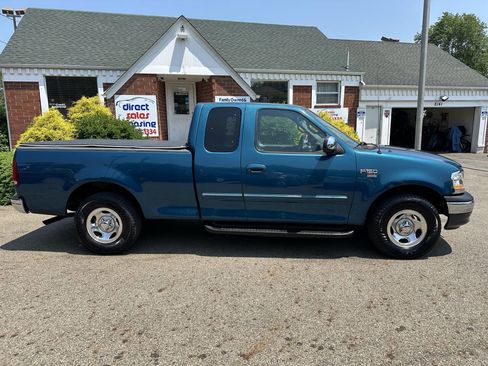 Used 2000 Ford F150 XLT image 8