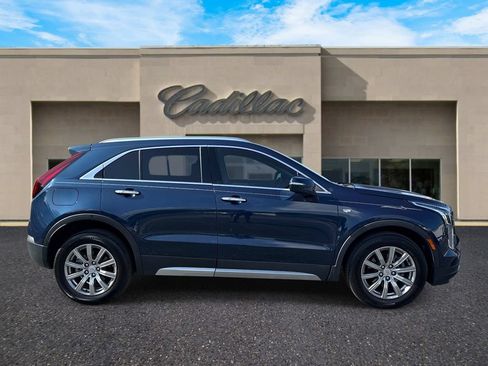 Used 2021 Cadillac XT4 Premium Luxury AWD/4WD image 2
