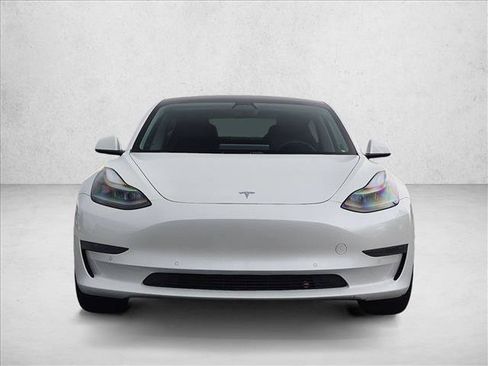 Used 2021 Tesla Model 3 Standard Range Plus RWD image 2