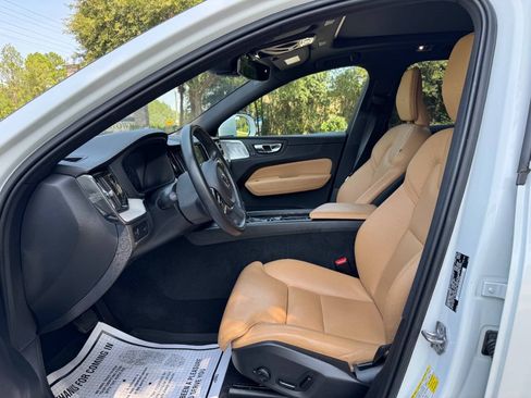 Used 2019 Volvo XC60 T6 Inscription w/ Protection Package AWD/4WD image 9