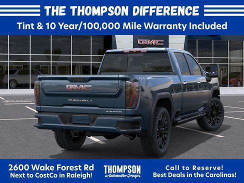 New 2026 GMC Sierra 2500 Denali Ultimate w/ LPO, Black Badging Package AWD/4WD image 4