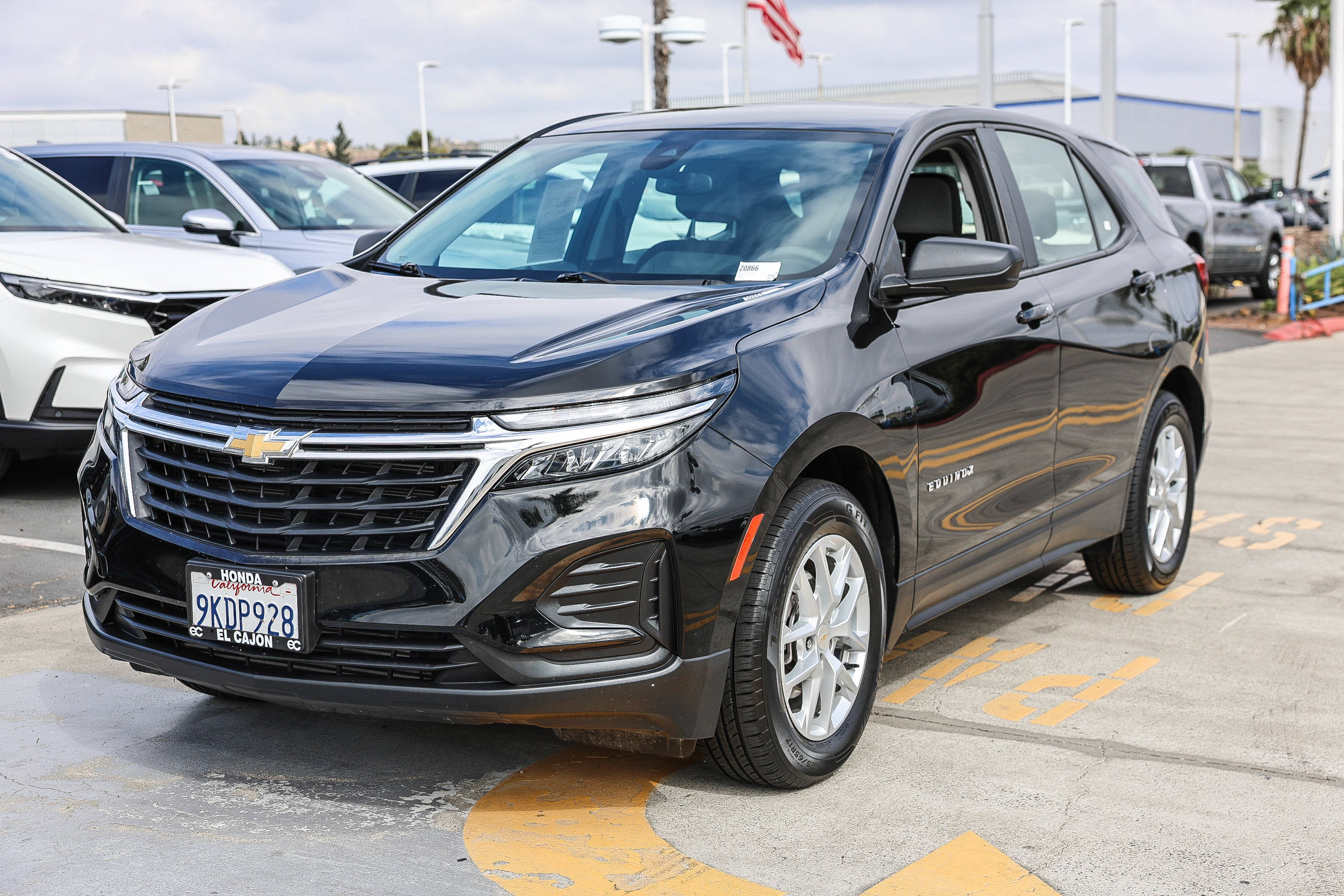 Used 2024 Chevrolet Equinox LS FWD image 18
