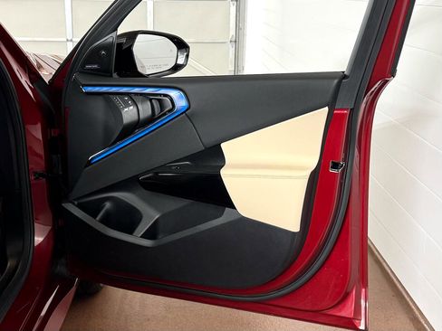 Used 2025 BMW X3 M50 w/ Premium Package image 45