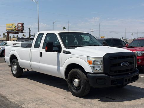 Used 2014 Ford F250 XL w/ Power Equipment Group RWD image 17