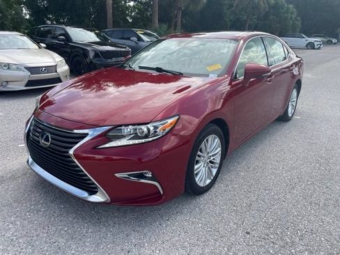 Used 2017 Lexus ES 350 w/ Accessory Package 2 FWD image 5