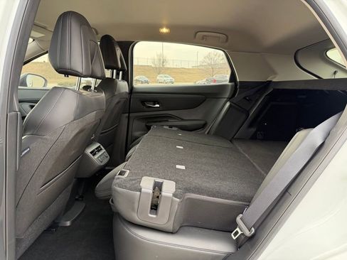 Used 2023 Nissan Ariya ENGAGE e-4ORCE image 11