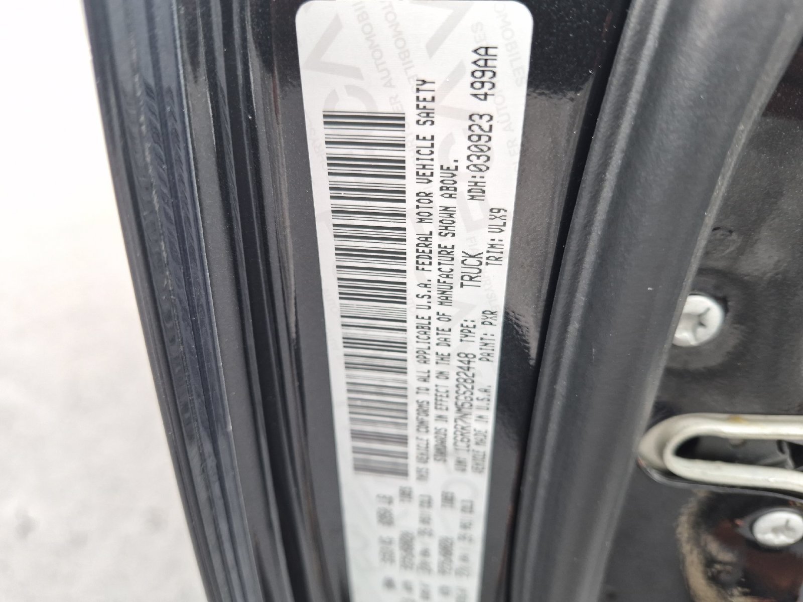 Used 2016 RAM 1500 Laramie AWD/4WD image 33