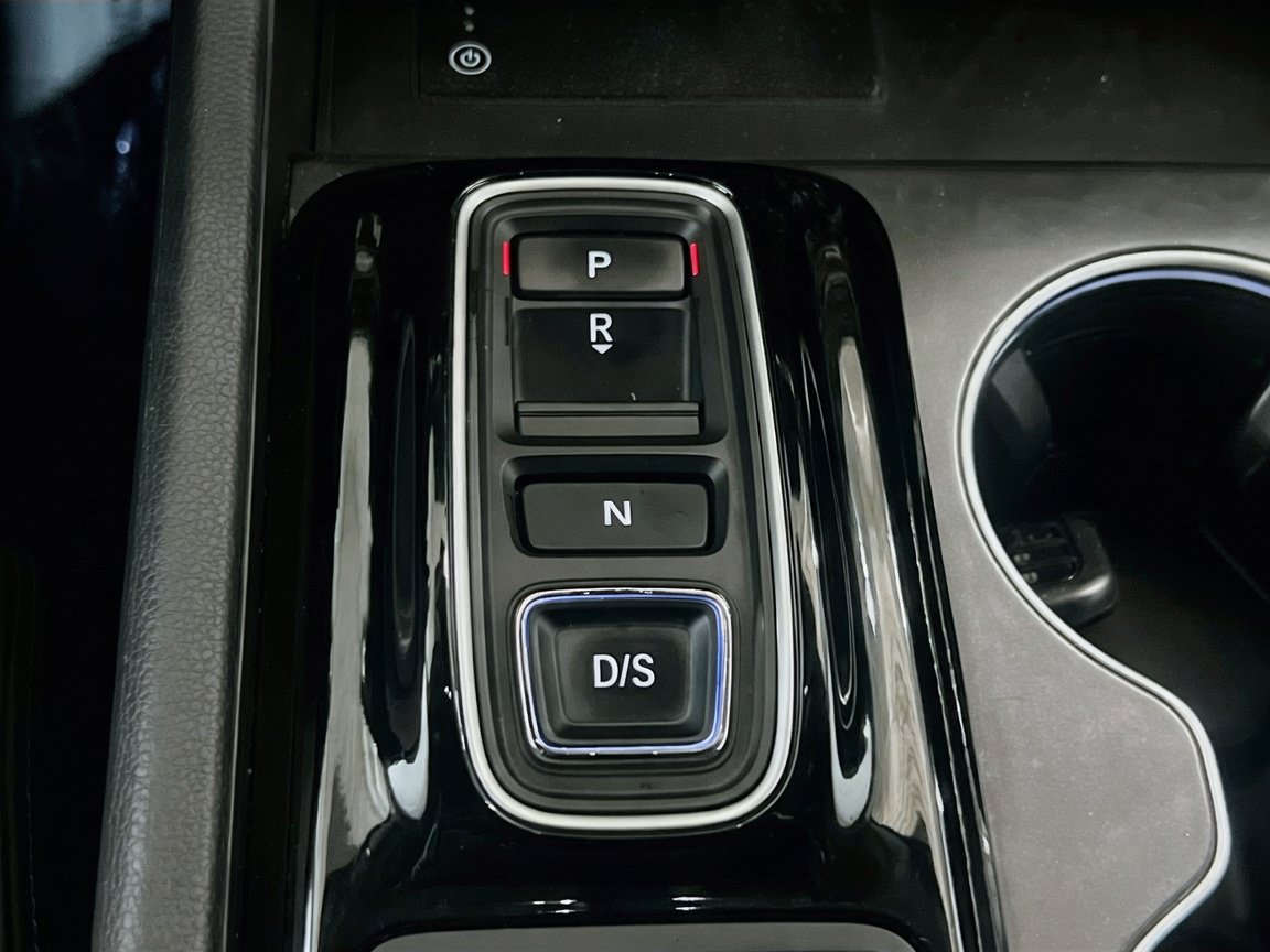 Used 2023 Honda Pilot Touring image 13