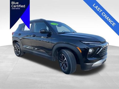 Used 2024 Chevrolet TrailBlazer LT AWD/4WD image 9
