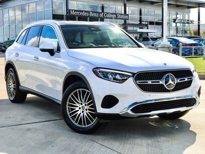 New 2025 Mercedes-Benz GLC 300