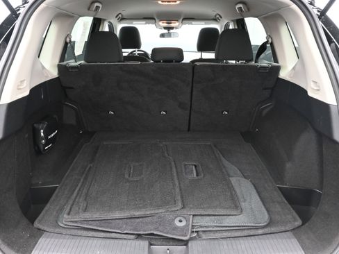 Used 2023 Nissan Rogue SV image 23