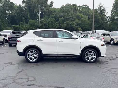 Used 2024 Dodge Hornet R/T AWD/4WD image 4