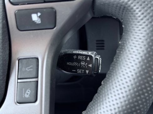 Used 2023 Toyota Tacoma TRD Sport AWD/4WD image 27