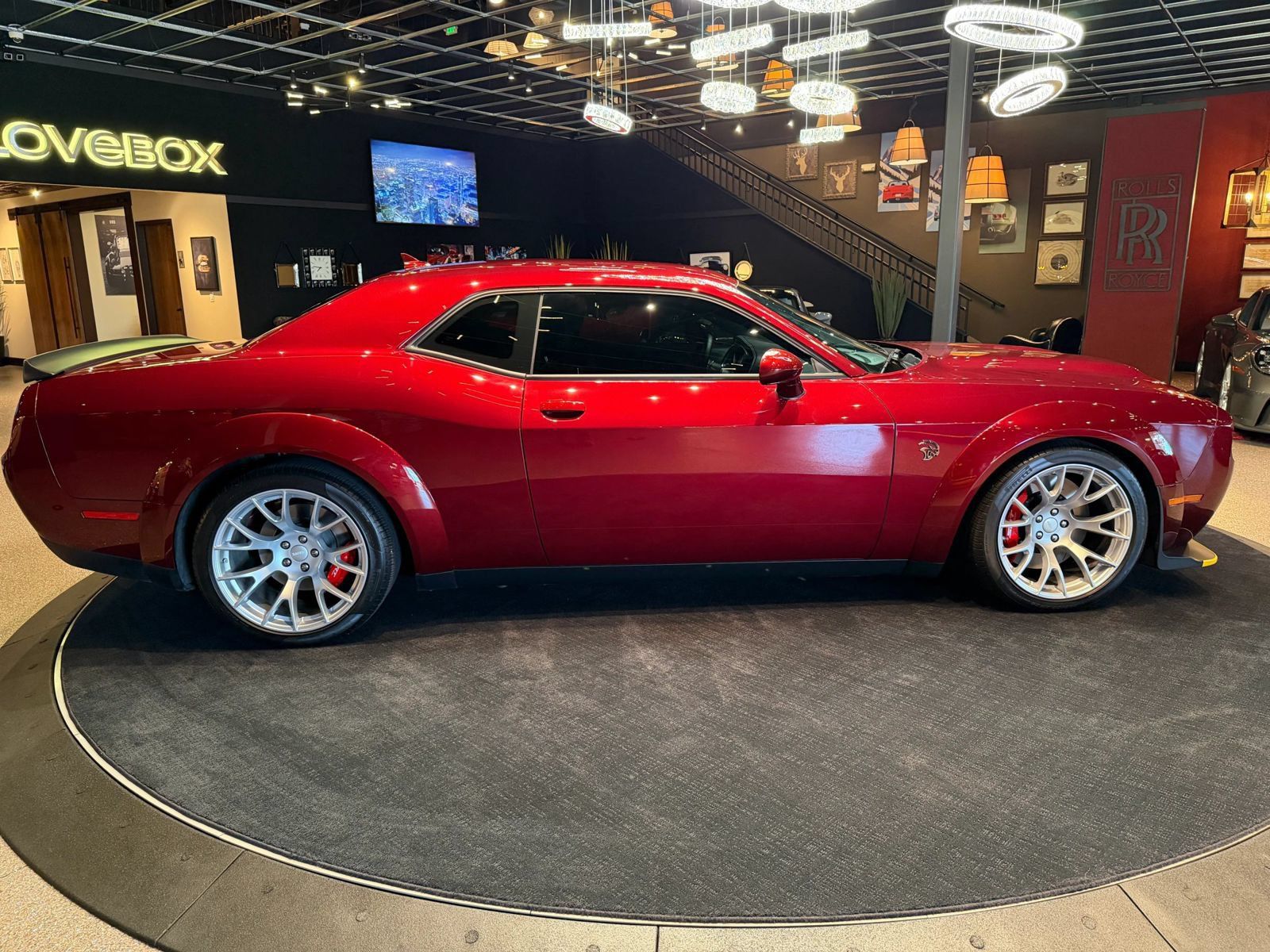 Used 2022 Dodge Challenger SRT Hellcat Redeye RWD image 5