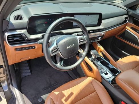 Used 2024 Kia Telluride EX X-Line AWD/4WD image 8