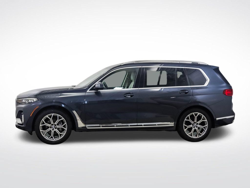 Used 2022 BMW X7 xDrive40i w/ Premium Package AWD/4WD image 2