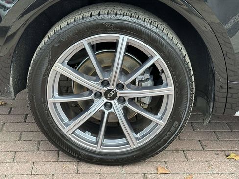 Used 2021 Audi Q5 e Prestige image 30