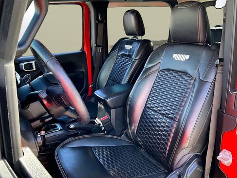 Used 2020 Jeep Wrangler Sport image 18