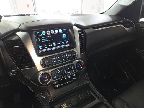 Used 2017 Chevrolet Tahoe Premier AWD/4WD image 35