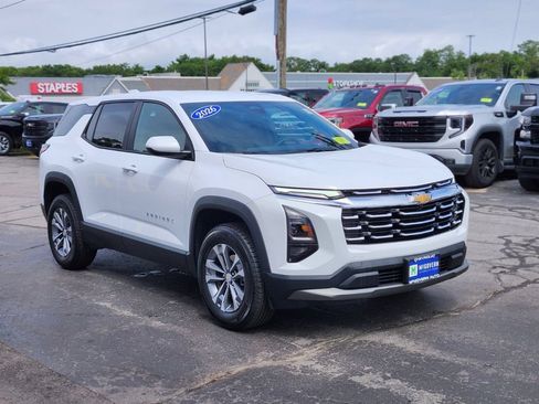 Used 2026 Chevrolet Equinox LT w/ Convenience Package II AWD/4WD image 7
