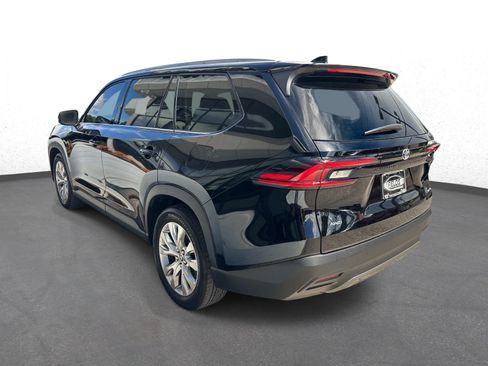 Used 2026 Toyota Grand Highlander AWD image 5