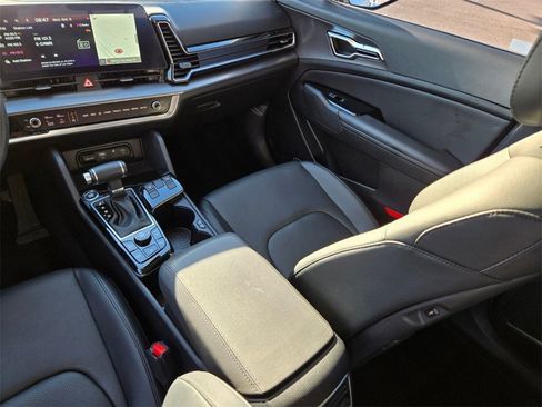 Used 2024 Kia Sportage SX image 15