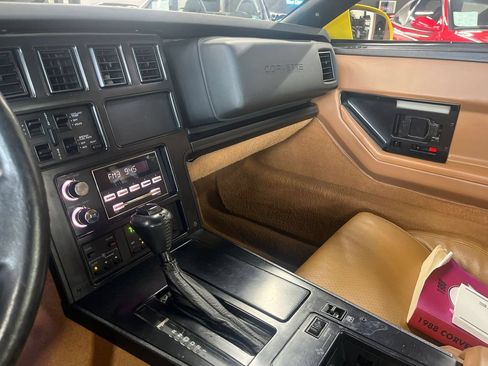 Used 1988 Chevrolet Corvette Coupe RWD image 35