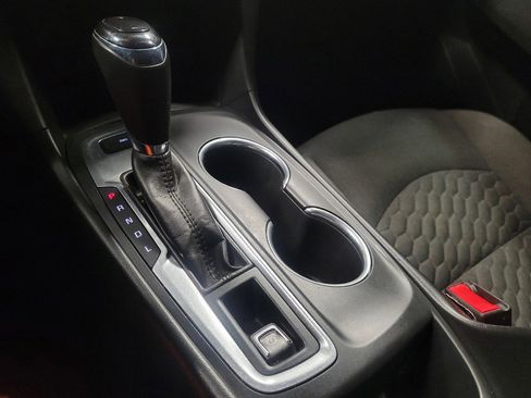 Used 2018 Chevrolet Equinox LT image 26