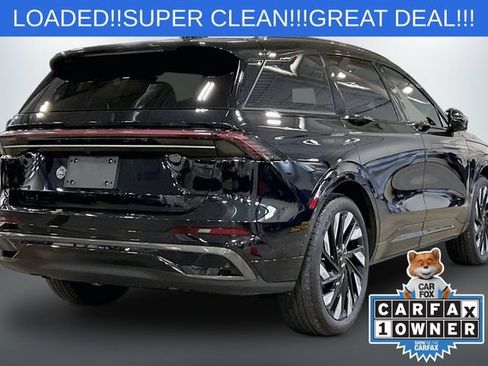 Used 2024 Lincoln Nautilus Reserve w/ Equipment Group 202A AWD/4WD image 12