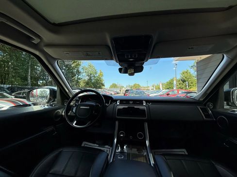 Used 2018 Land Rover Range Rover Sport HSE image 28