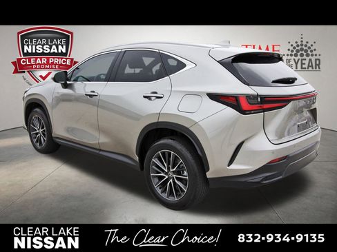Used 2025 Lexus NX 250 FWD w/ Towing Package (2000 Lbs) image 5
