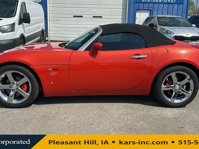 Used 2008 Pontiac Solstice Convertible w/ Premium Package