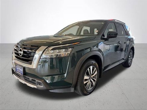 Certified 2024 Nissan Pathfinder SL AWD/4WD image 2