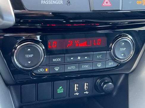 Used 2026 Mitsubishi Eclipse Cross AWD image 26