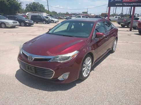 Used 2014 Toyota Avalon Limited w/ Technology Package FWD image 1