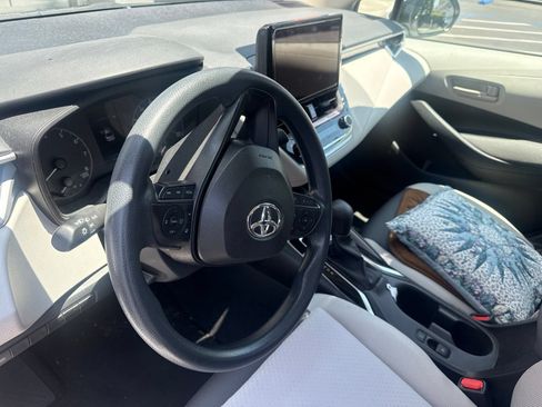 Used 2024 Toyota Corolla LE FWD image 9