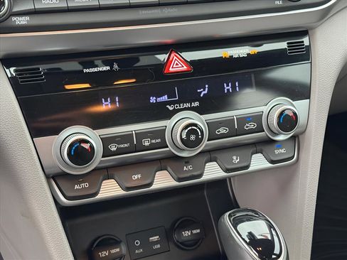 Used 2020 Hyundai Elantra Value Edition w/ Winter Weather Package image 23