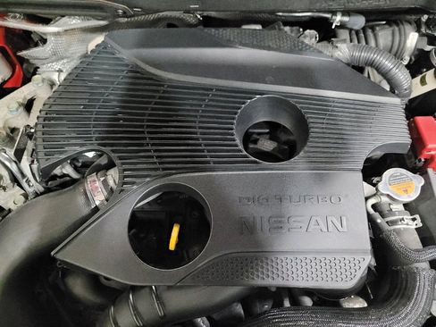 Used 2015 Nissan Juke AWD image 30