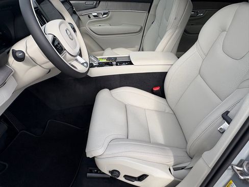 New 2026 Volvo XC90 B6 Ultra w/ Protection Package AWD/4WD image 16