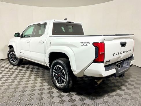 Used 2024 Toyota Tacoma TRD Sport w/ TRD Sport Upgrade Package image 13