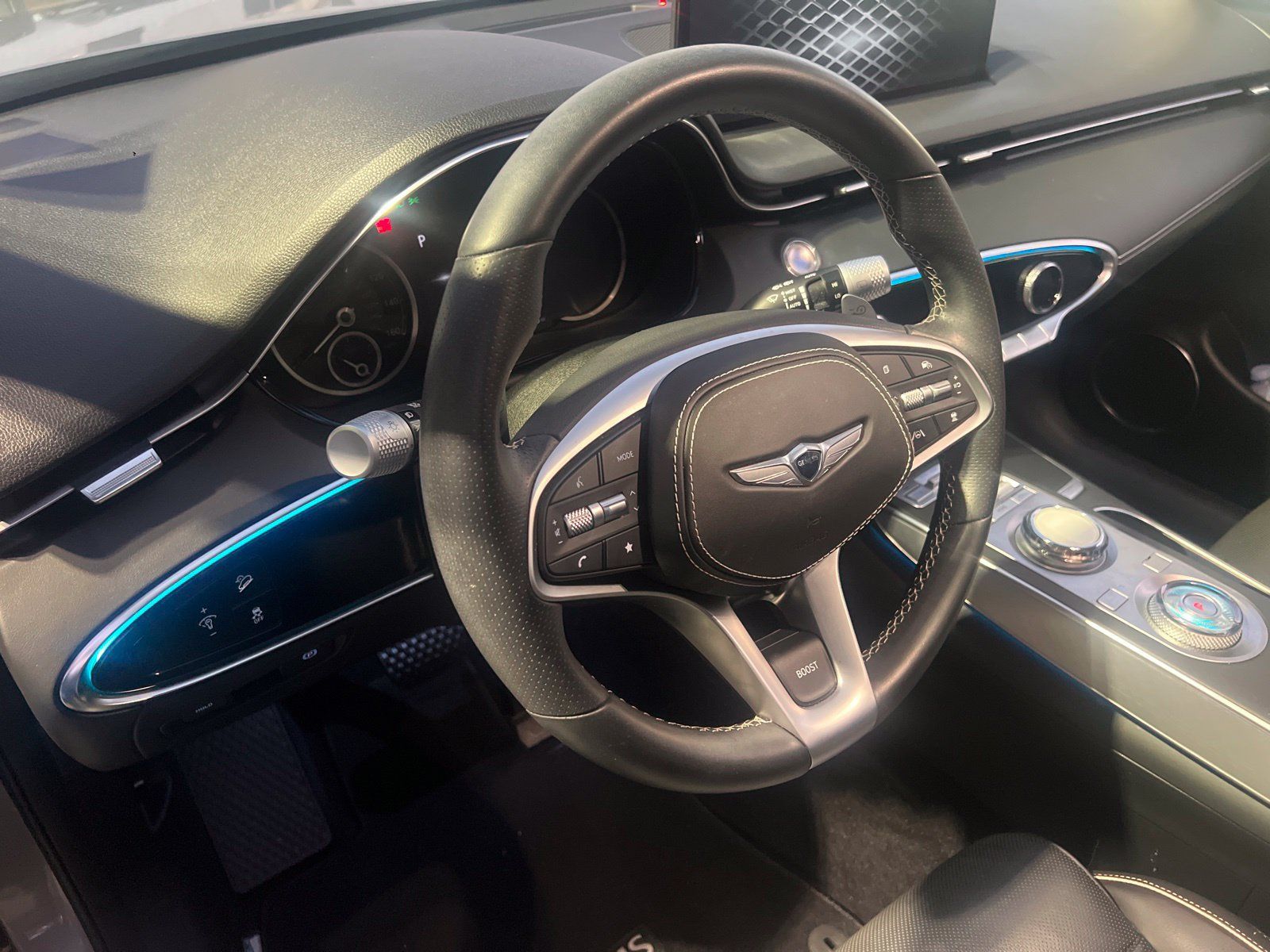 Used 2023 Genesis Electrified GV70 AWD/4WD image 34